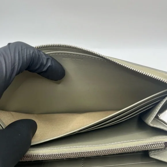 EUC Céline Tan and Pale Green Long Wallet - Picture 10 of 12
